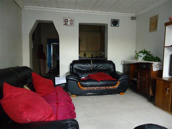 3 Bedroom Property for Sale in Ilitha Park Western Cape